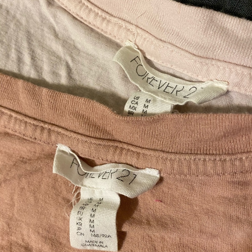 Forever 21 tee shirt bundle